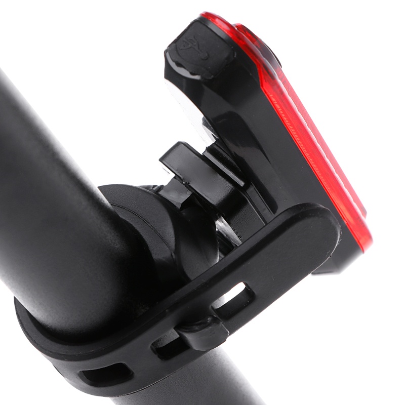 Đèn LED Gắn Đuôi Xe 5 Bóng 4 Chế Độ Sáng Chống Nước Có Thể Sạc Lại Bằng Cổng USB