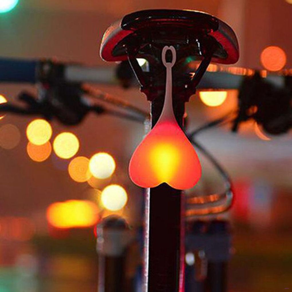 Đèn Led Hình Trái Tim Gắn Đuôi Xe Đạp Tiện Dụng