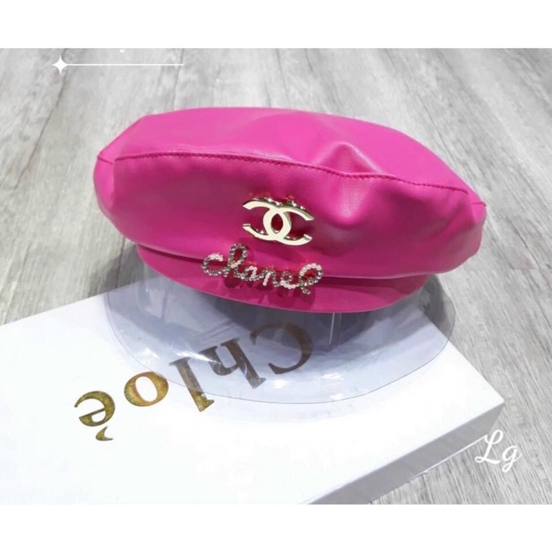 Mũ nồi Beret da bóng Chanel phong cách thời trang