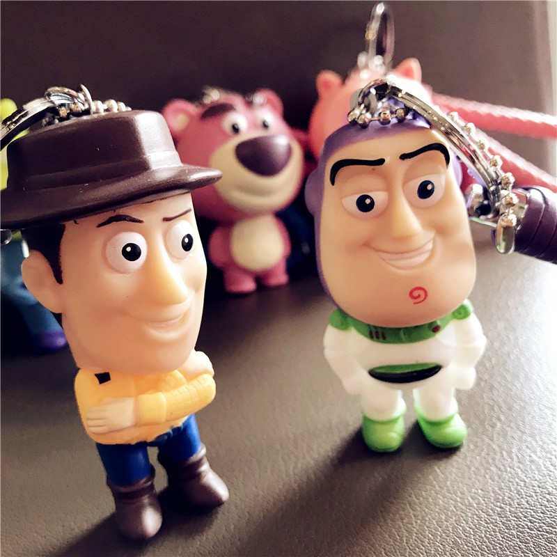 Móc khóa hình nhân vật trong Toy Story nhiều mẫu tùy chọn
