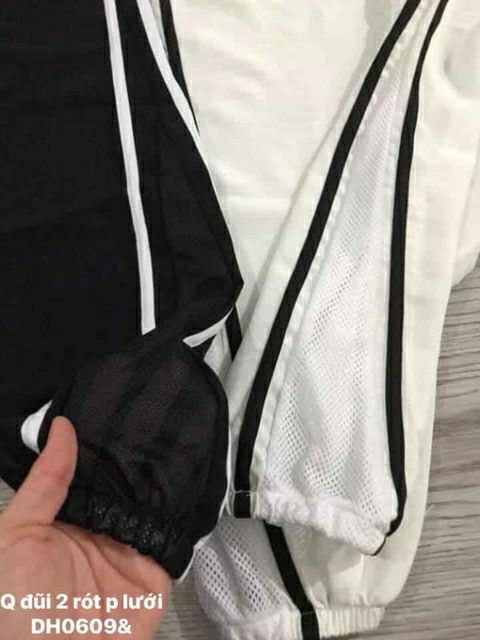 QUẦN ĐŨI_ 2 VIỀN SỌC LƯỚI HÓT