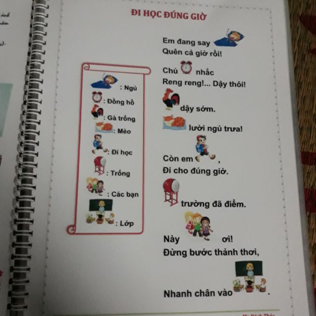 BÉ KỂ MẸ NGHE