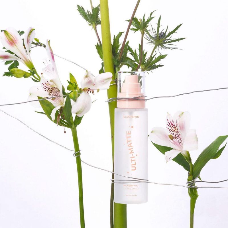 Xịt khoáng Luxcrime Ulti-Matte kiềm dầu hiệu quả
