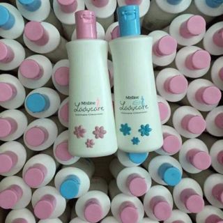 Dung dịch vệ sinh Mistine Lady Care 200ml