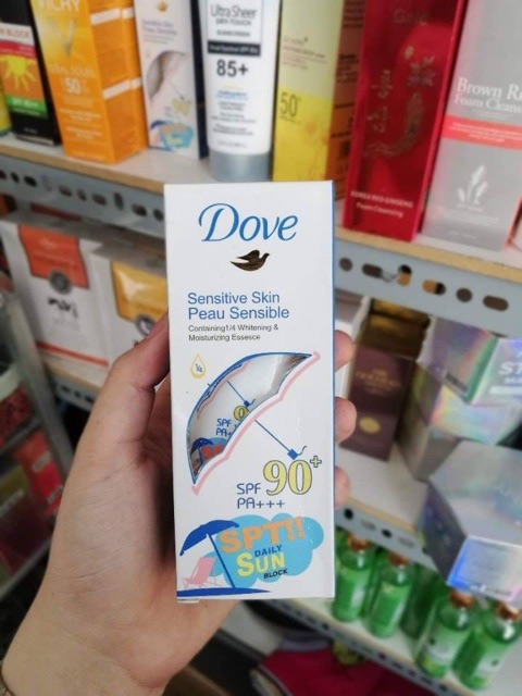 Kem chống nắng Dove SPF 90 làm trắng da dành cho da nhạy cảm - HX1733