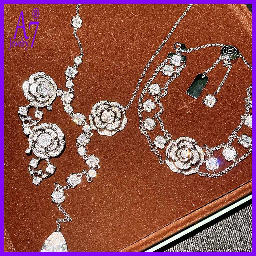 Set Vòng cổ + Khuyên Tai + Vòng Tay Đính Hoa Hồng A7