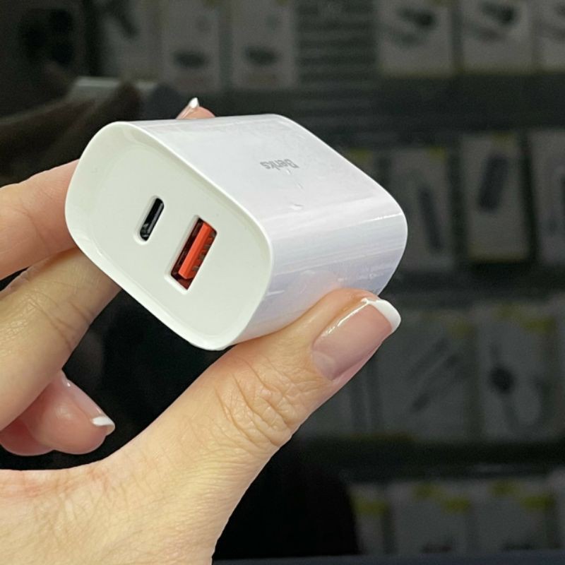 Củ Sạc nhanh 20W Benks cổng type C USB chính hãng dành cho iPhone