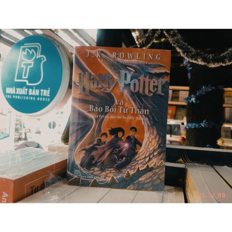 Sách - Harry Potter và Bảo bối tử thần (Tập 07) - NXB Trẻ