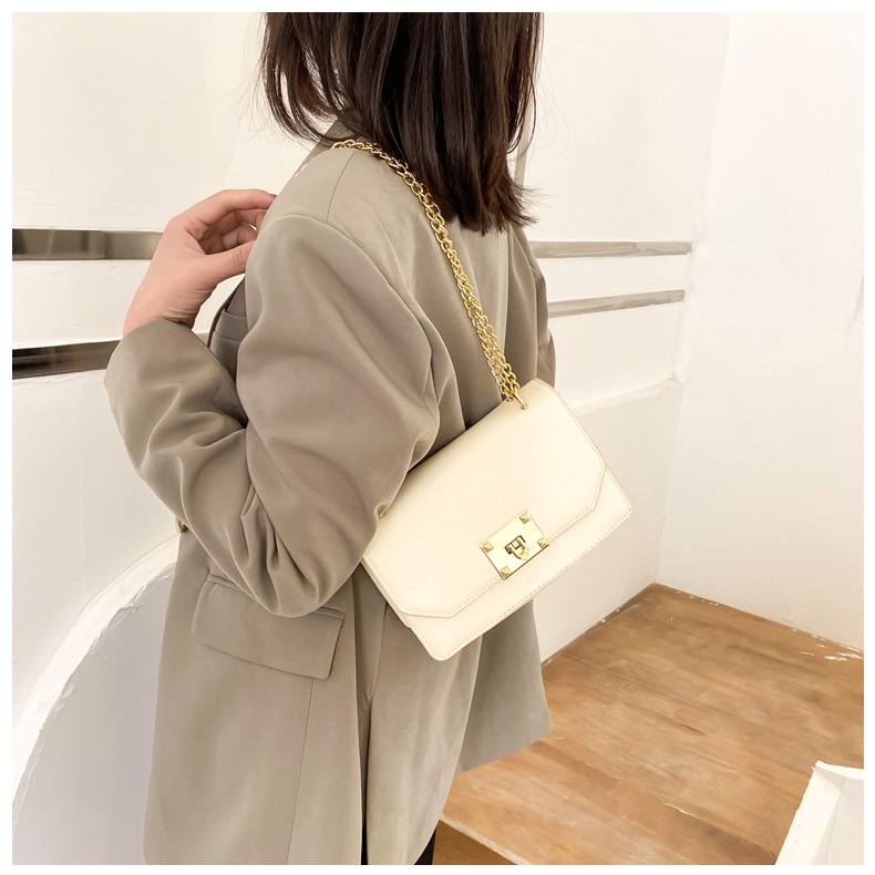 Túi xách nữ đẹp kẹp  nách  trắng đen đeo chéo thời trang cao cấp giá rẻ  Hàn Quốc TAKASTORE TX2014