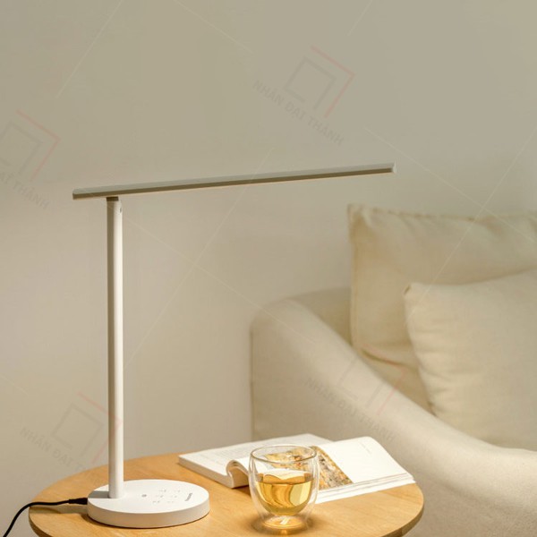 Đèn bàn Led Panasonic HH-LT042119