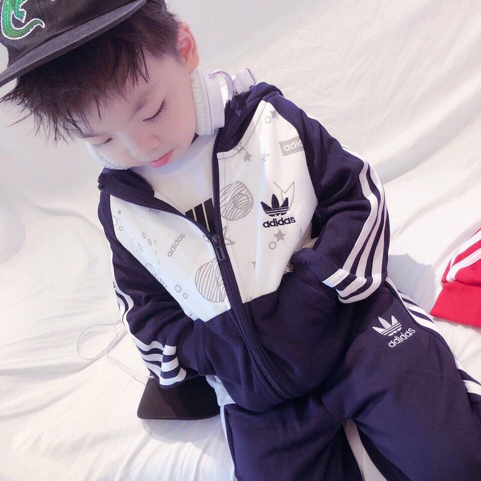 Không Có Nhãn Hiệu Trên Quần Áo1 Set Đồ Thể Thao 2 Món Áo Khoác Tay Dài Phối Quần Dài Thời Trang Dành Cho Bé Trai