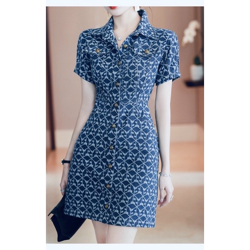 Đầm jean cổ sơ mi phối nút cá tính. Nhập QC