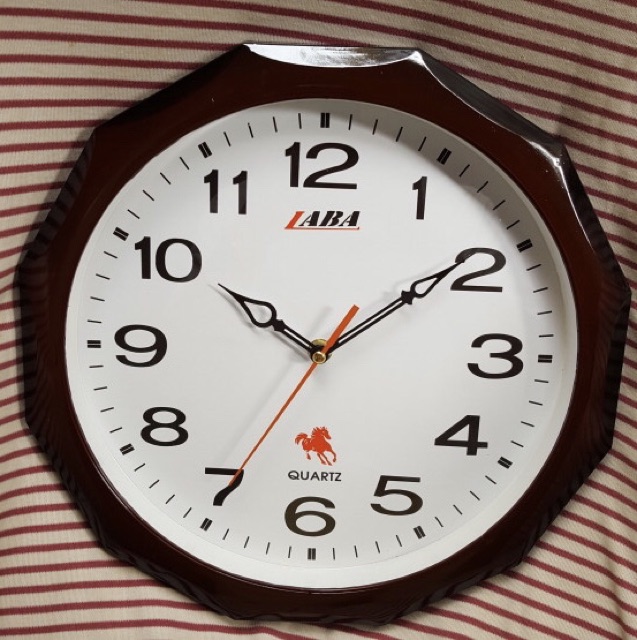 Đồng hồ treo tường Laba