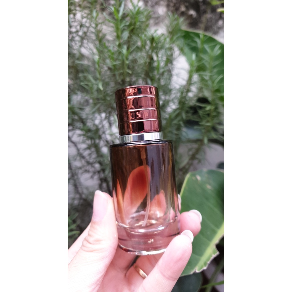Chai 30ml màu nâu