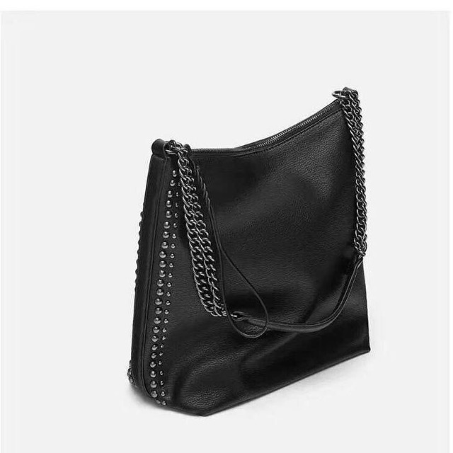 Túi xách quai xích ZaRa . Ảnh thật