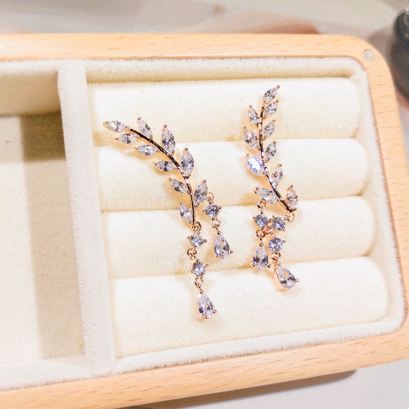 Bông tai lúa mì JIUDUOLAN dáng dài tua rua hình lá phong cách Hàn Quốc cá tính thời trang cho nữ