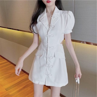 Đầm vest hở lưng