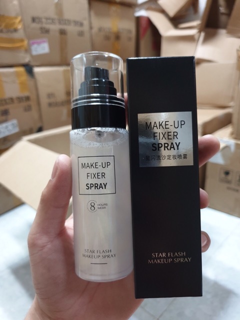 Xịt khoá Make Up SPRAY