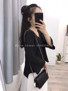 Áo len cổ tim tay xoè