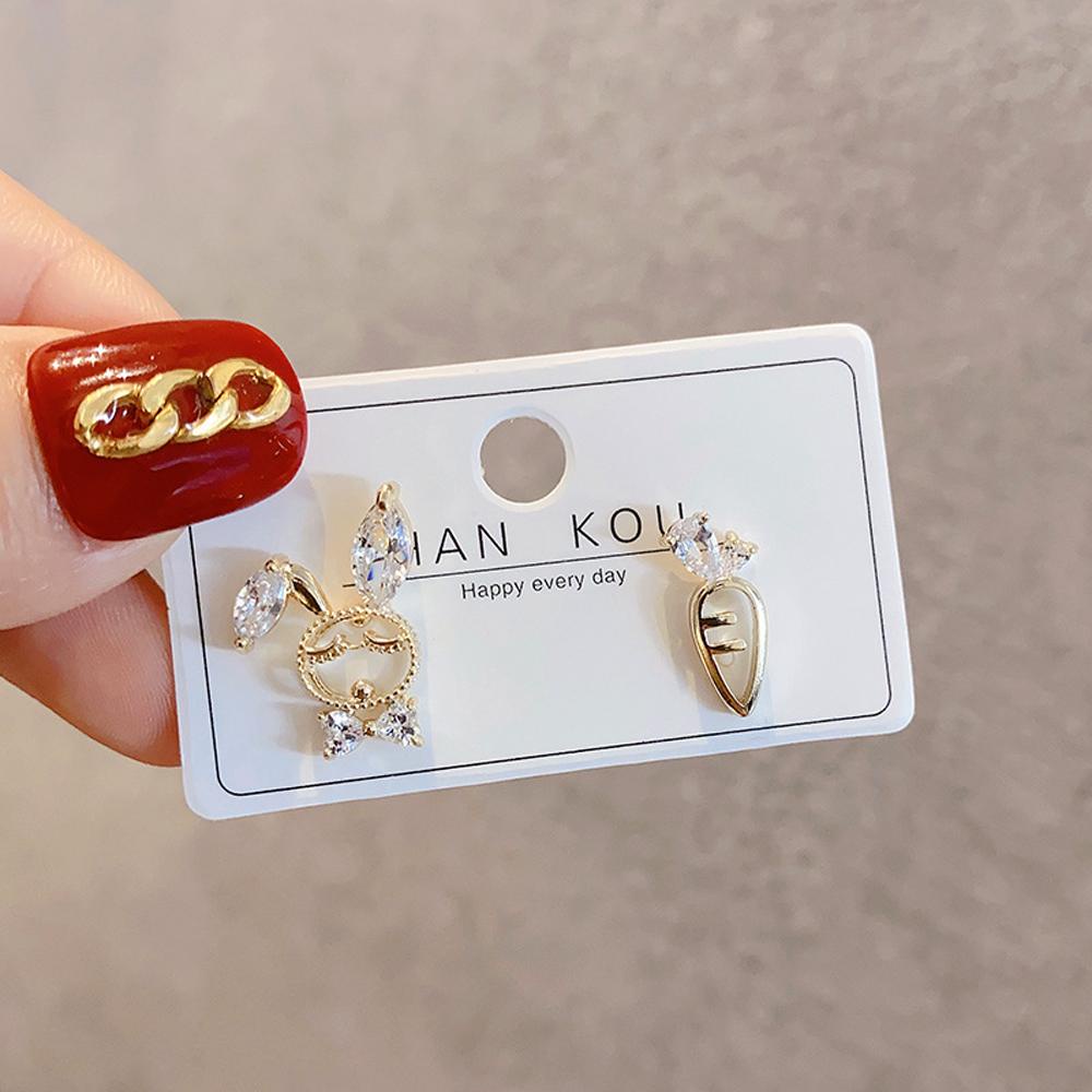 Bông Tai Xỏ Lỗ Hình Cà Rốt / Thỏ Dễ Thương Thời Trang Cho Nữ