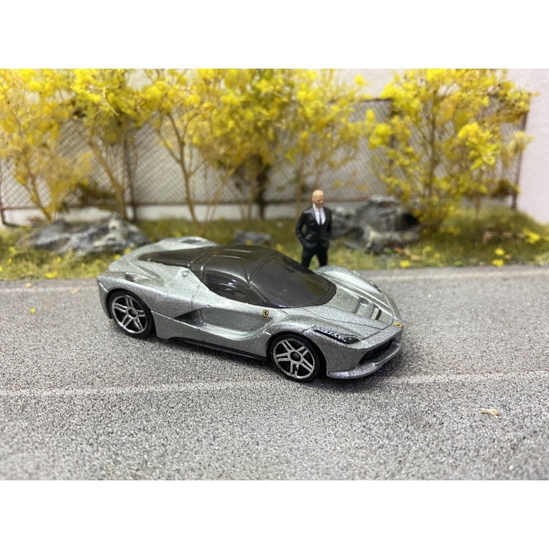 Xe Mô Hình Hot Wheels LaFerrari ( bạc ánh kim hiếm )