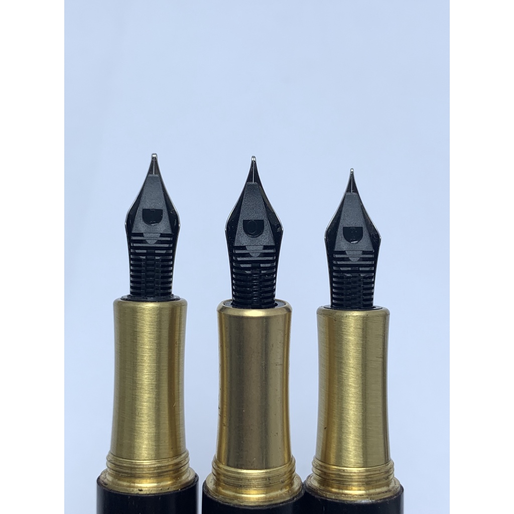 Bút máy Moonman M3 bằng gỗ Mun cao cấp kèm hộp quà tặng