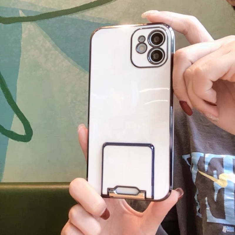 Ốp lưng kèm đế dựng ,có viền bảo vệ camera