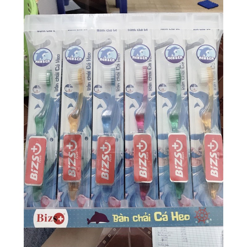 Bàn chải đánh răng trẻ em Bizs+ Plus cá heo