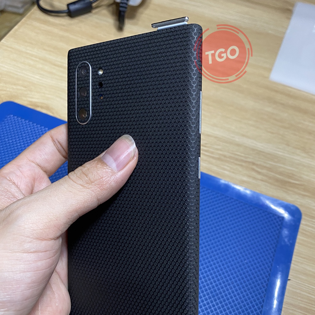 Miếng dán Skin 3M Matrix Black Samsung Note 10 / Note 10 Plus / Note 10 Lite full máy