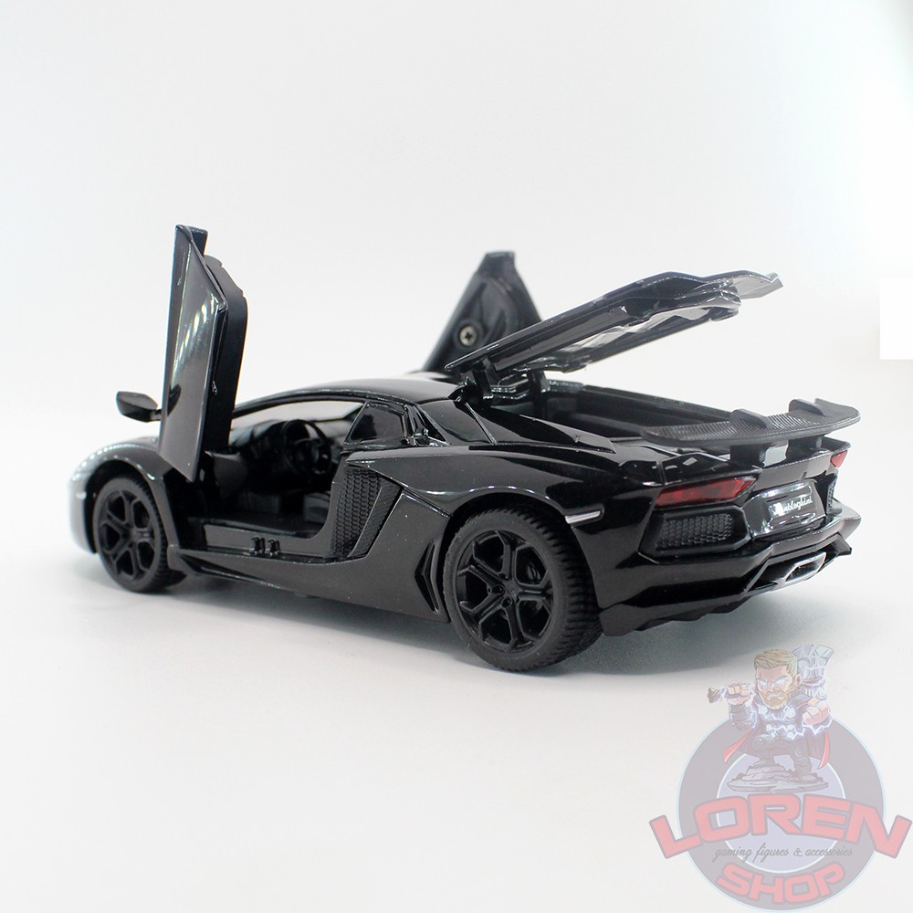 Mô hình ô tô kim loại tỷ lệ 1:32 | Lamborghini Aventador lp740