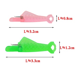 Dụng Cụ Xỏ Kim Hình Con Cá Mini
