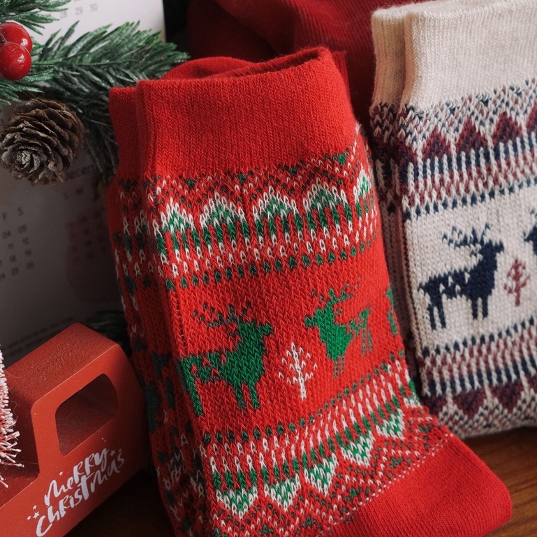 RUDOLF JACQUARD SOCKS - Tất vớ cao cổ nam nữ dệt hình tuần lộc, họa tiết Noel Christmas, chất dày dặn nhập khẩu Hàn Quốc