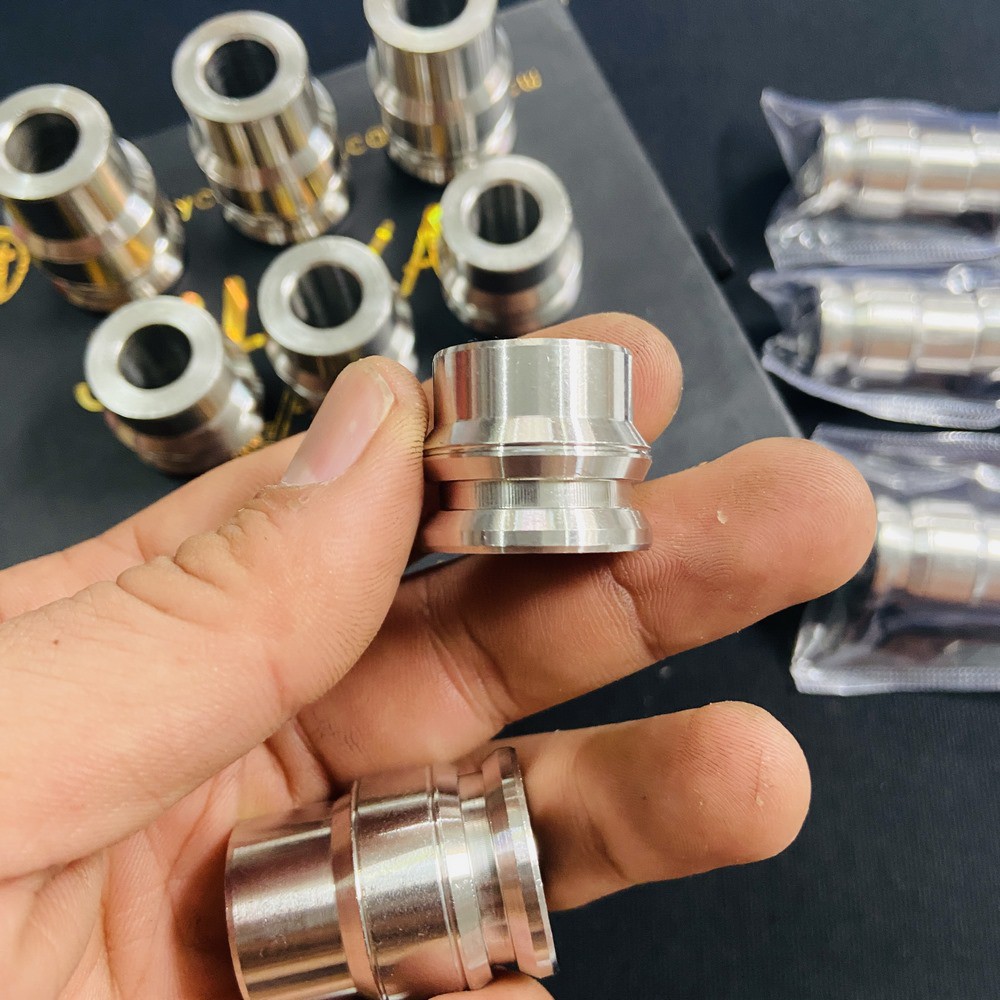 [SÁNG BÓNG] BỘ CỤC CANH BÁNH XE TRƯỚC XE VARIO, CLICK THÁI, CHẤT LIỆU INOX 304 GẮN NHƯ ZIN TRANG TRÍ XE TẠO ĐIỂM NHẤN