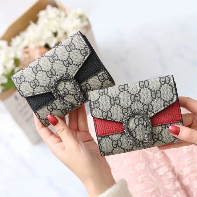 Ví khoá rồng hoạ tiết hot 2019
