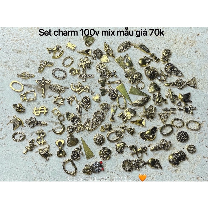 Charm sắt đính móng