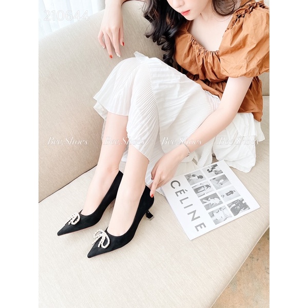 BEESHOES- GIÀY CAO GÓT BEESHOES KHUY NƠ NGỌC SIÊU XINH GÓT 5 PHÂN DỄ ĐI SẴN MÀU ĐEN 210644