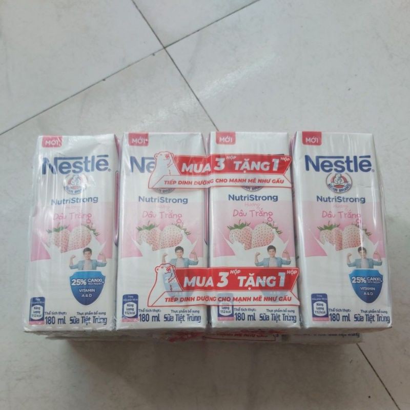 Combo 2 lốc Sữa tươi Nestle vị dâu trắng 180ml