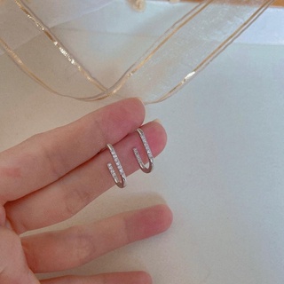 Khuyên tai minihoop chữ nhật nạm đá 𝐥𝐚𝐫𝐞𝐢𝐧.𝐚𝐜𝐜𝐞𝐬𝐬𝐨𝐫𝐢𝐞𝐬 bmhcnnđ