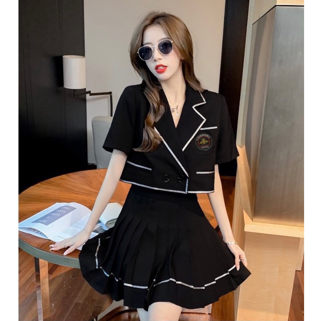 Set áo vest mix chân váy xếp ly HB thiết kế logo viền đủ size S061