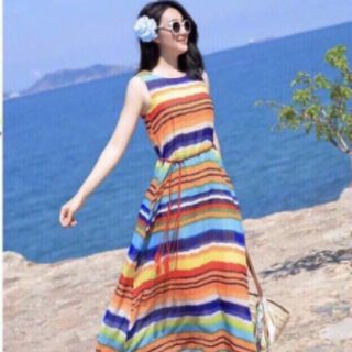 Đầm maxi cầu vồng 7 sắc