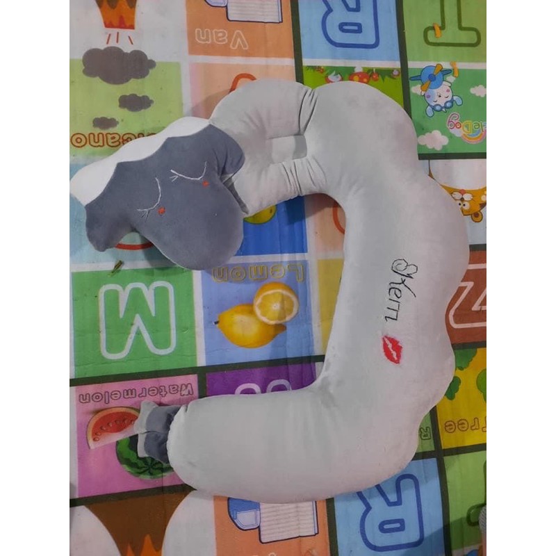 gối chữ C ngược gối ôm cừu đa năng