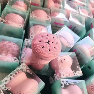 Cọ rửa mặt bạch tuộc