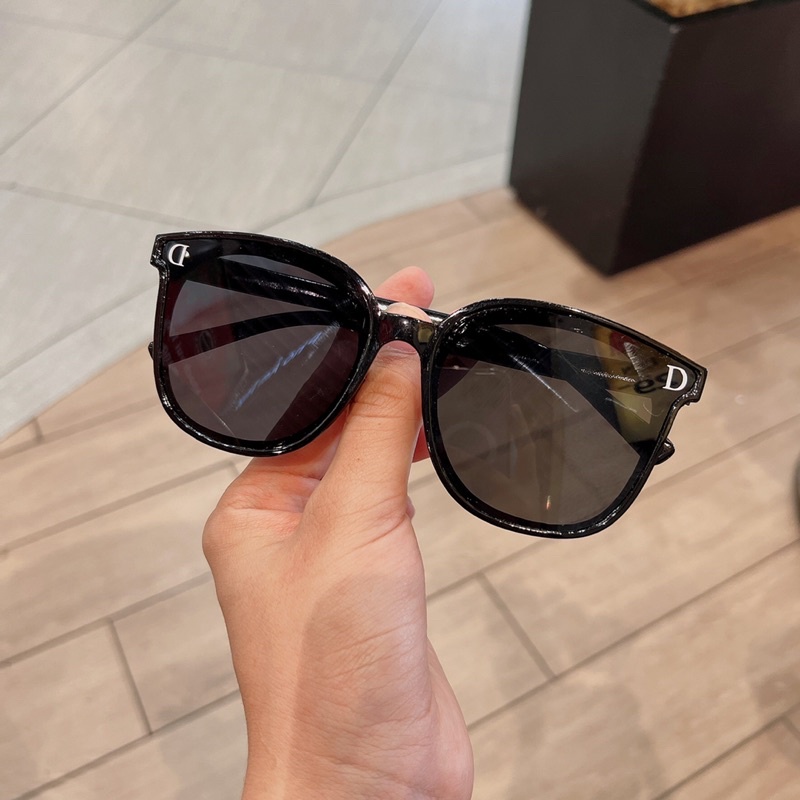Gọng kính râm nữ, kính mát thời trang màu đen chữ D Jolie eyewear
