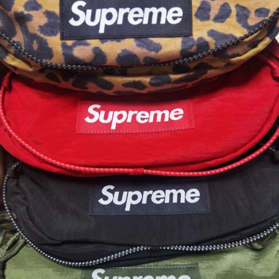 Túi Đeo Chéo Ngực Supreme 20fw Họa Tiết Da Báo Cá Tính Cho Nam Và Nữ