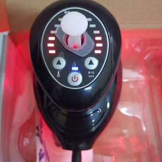 Đầm rung giảm béo mini, có xilanh đựng tinh dầu