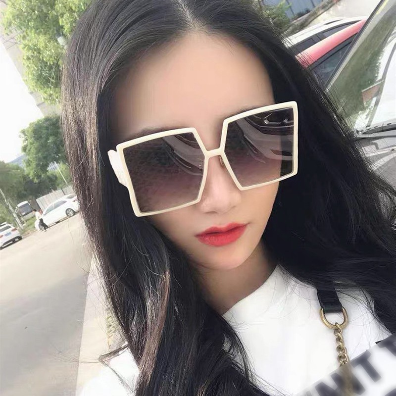 Kính mát gọng lớn phong cách Hàn Quốc hợp thời trang cho nữ