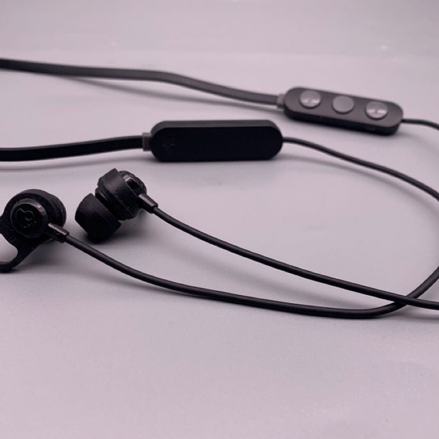 Tai nghe bluetooth Skullcandy cao cấp chính hãng.