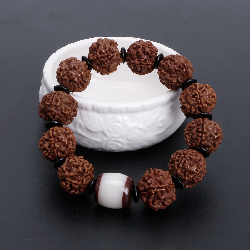 Vòng tay hạt chuỗi gồm 108 hạt cầu nguyện dành cho đạp Phật