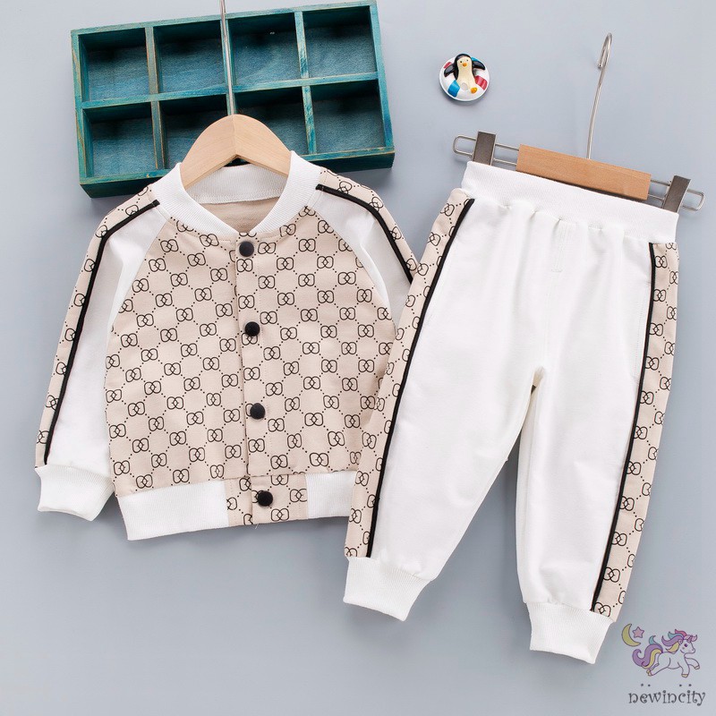 Bộ Áo Khoác Dài Tay + Quần Dài Thời Trang Cho Bé Trai