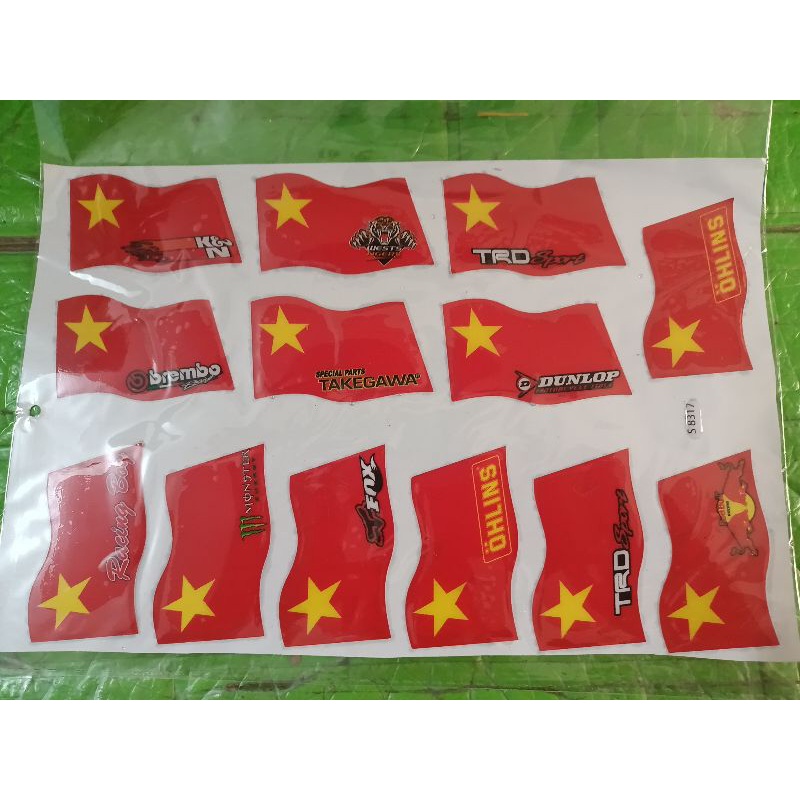 Bộ tem nổi 13 lá cờ Việt Nam siêu đẹp new